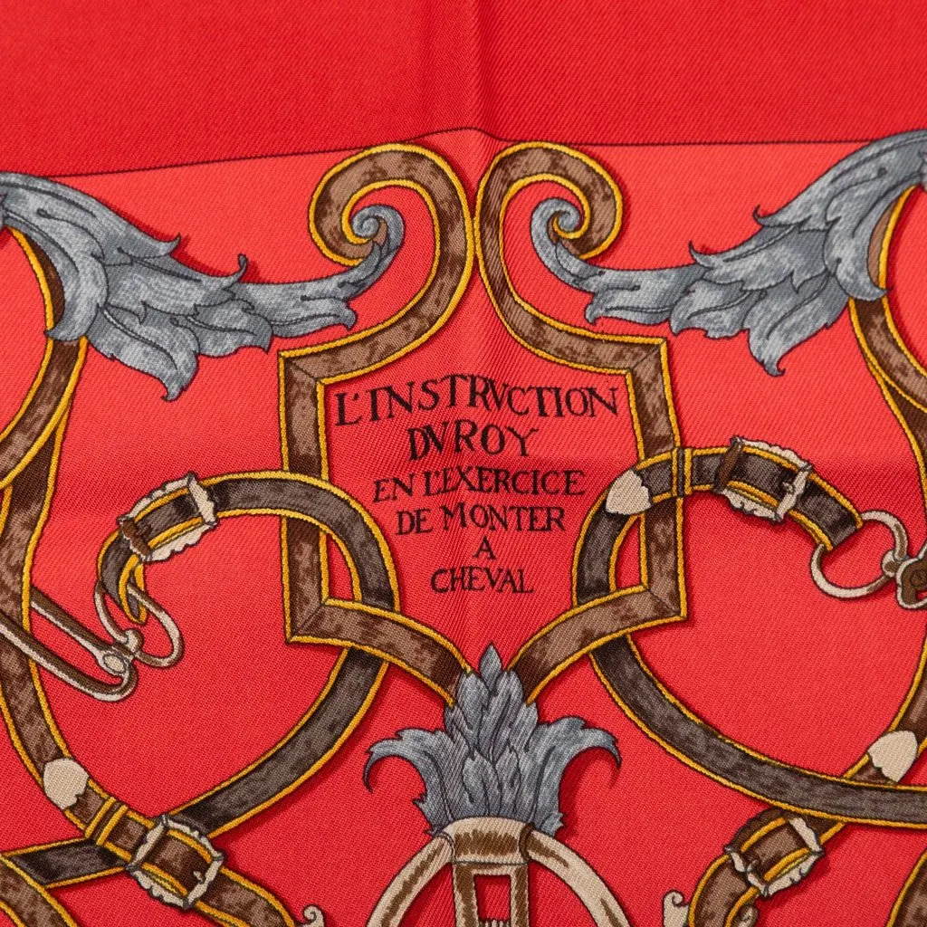 Hermès L Instruction Du Roy Silk Handkerchief Red Silk Good - Inside View