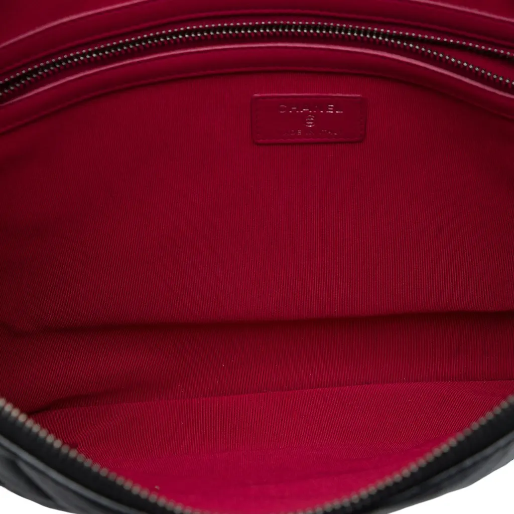 Chanel Large Aged Calfskin Gabrielle O Case Clutch Black Leather Very good - Model View