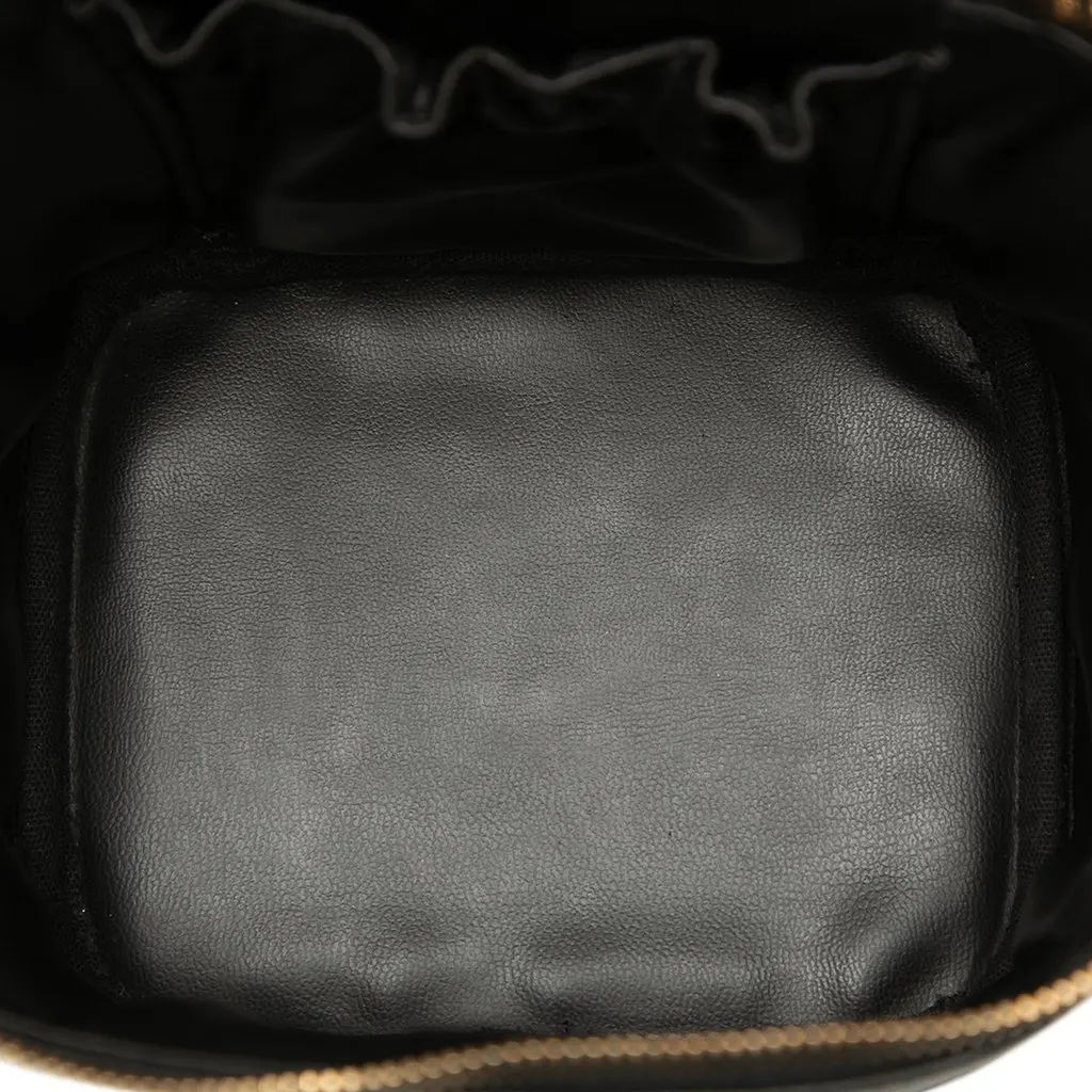 Chanel CC Caviar Vanity Case Black Leather Very good - Model View