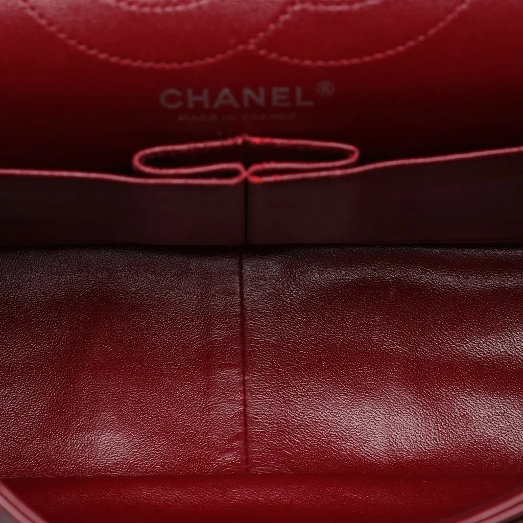 Chanel Quilted Glazed Caviar Reissue 2.55 Double Flap 226 Red Leather Very good - Model View