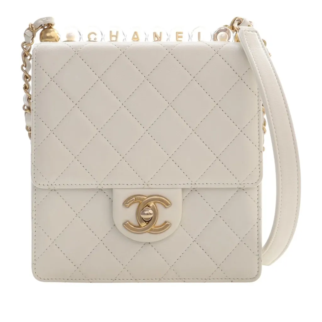 Chanel Small Quilted Lambskin Chic Pearls Flap White Leather Very good - Front View