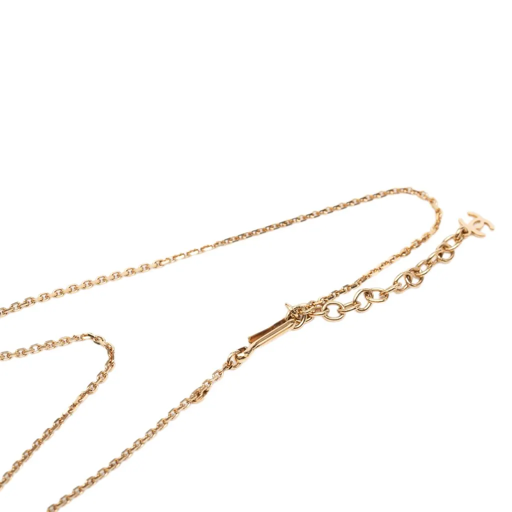 Chanel CC Gold Plated Bicolor Acrylic Ball Pendant Necklace Gold Metal Very good - Model View