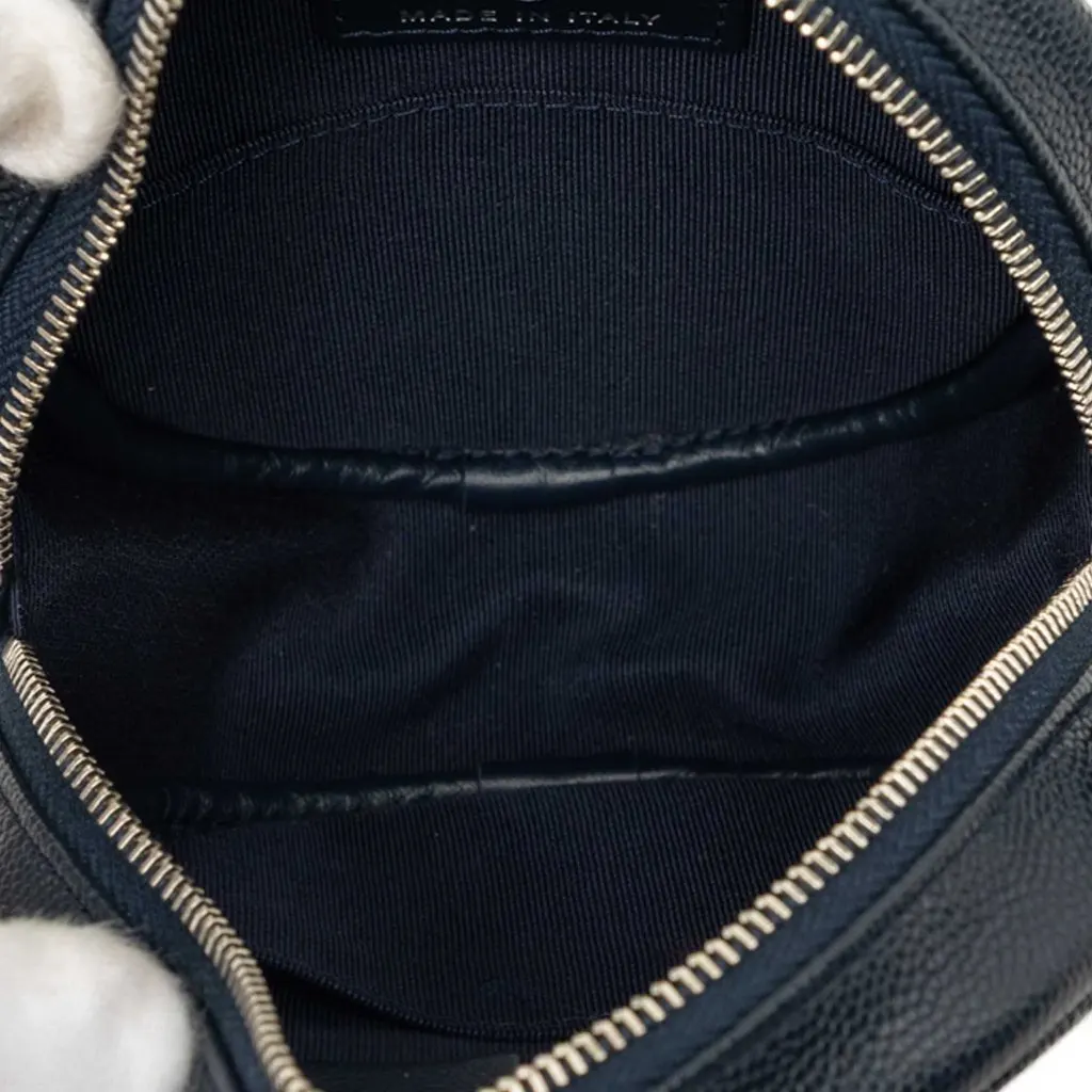 Chanel CC Quilted Caviar Round Clutch With Chain Blue Leather Very good - Model View