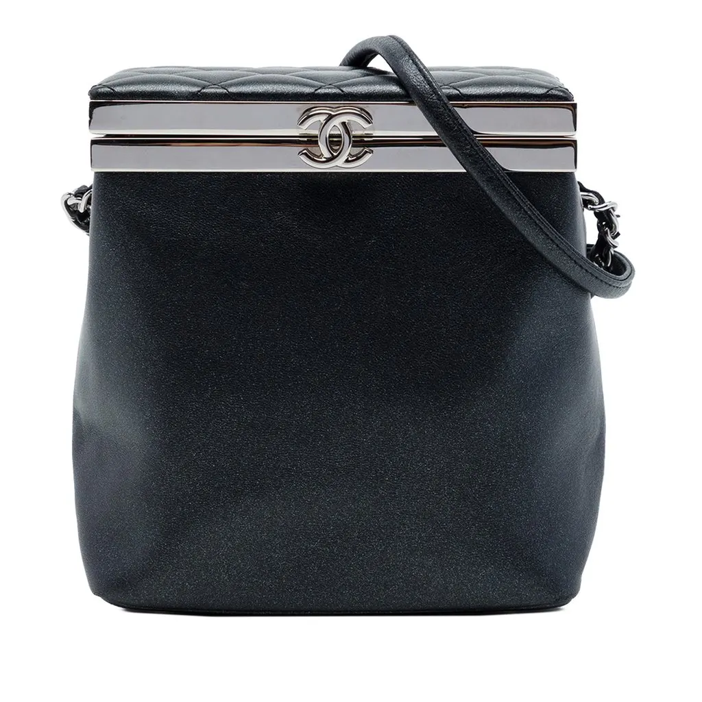 Chanel CC Metallic Calfskin Vanity Case Black Leather Very good - Front View