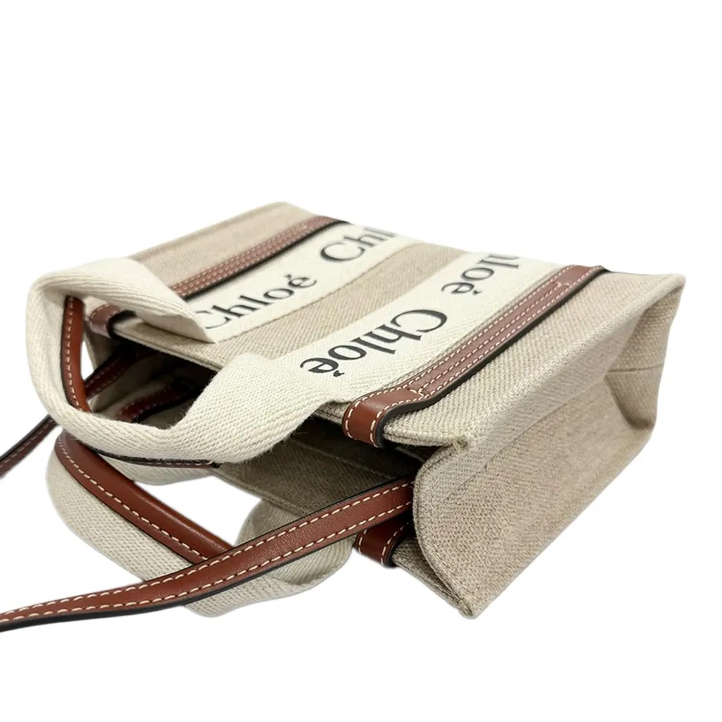 Chloé Mini Canvas Woody Satchel Beige Very good - Model View