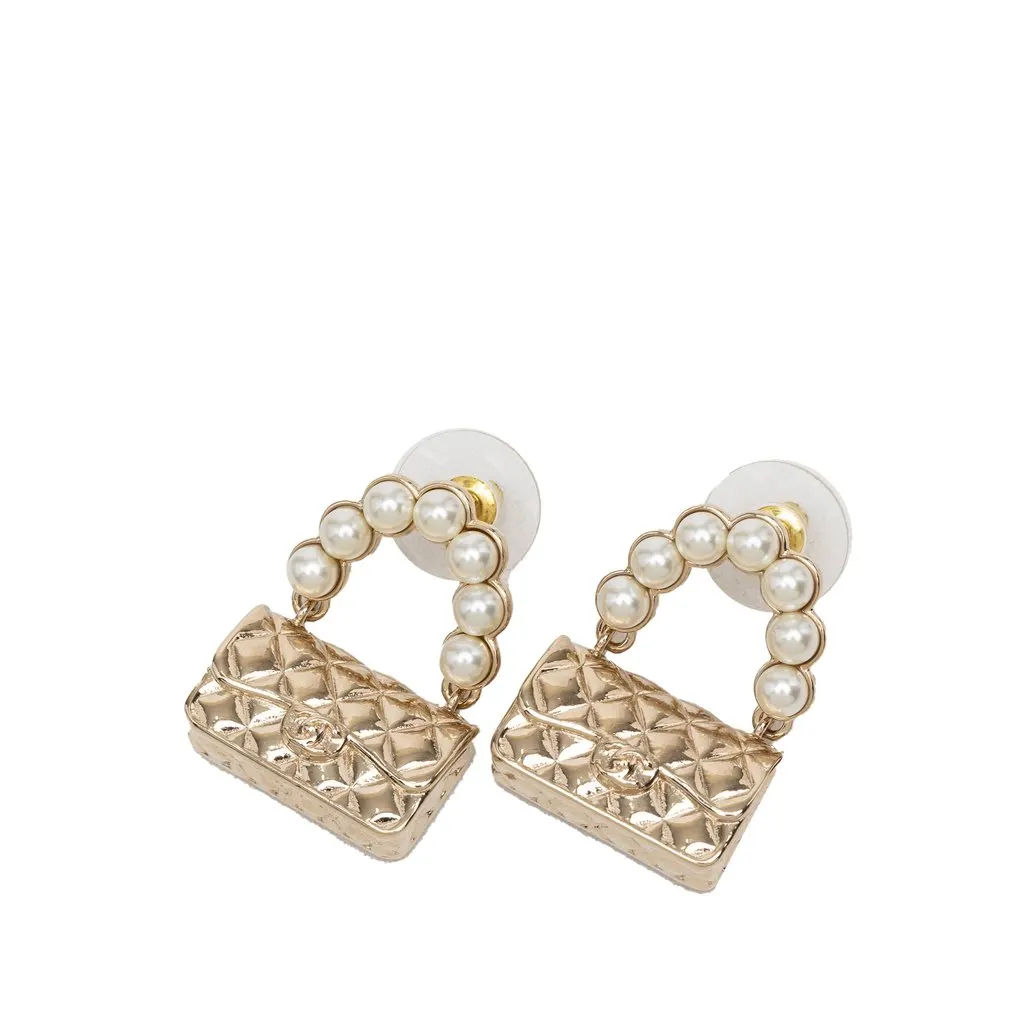 Chanel CC Gold Plated Quilted Flap Bag Faux Pearl Bullet Back Earrings Gold Metal Very good - Front View