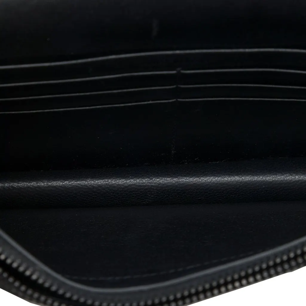 Saint Laurent Calfskin Cloud Star Applique Classic Monogram Kate Tassel Wallet on Chain Black Leather Very good - Model View