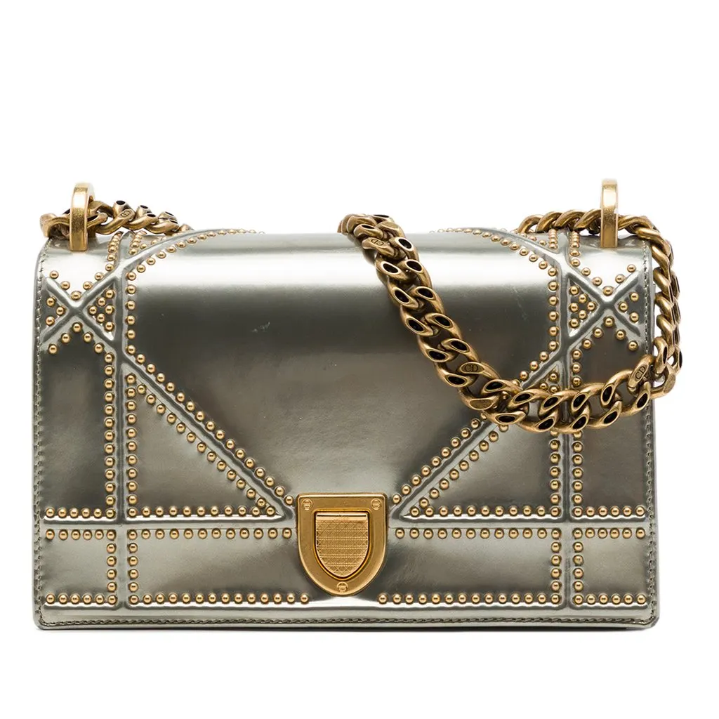 Dior Small Studded Patent Diorama Flap Silver Leather Very good - Front View