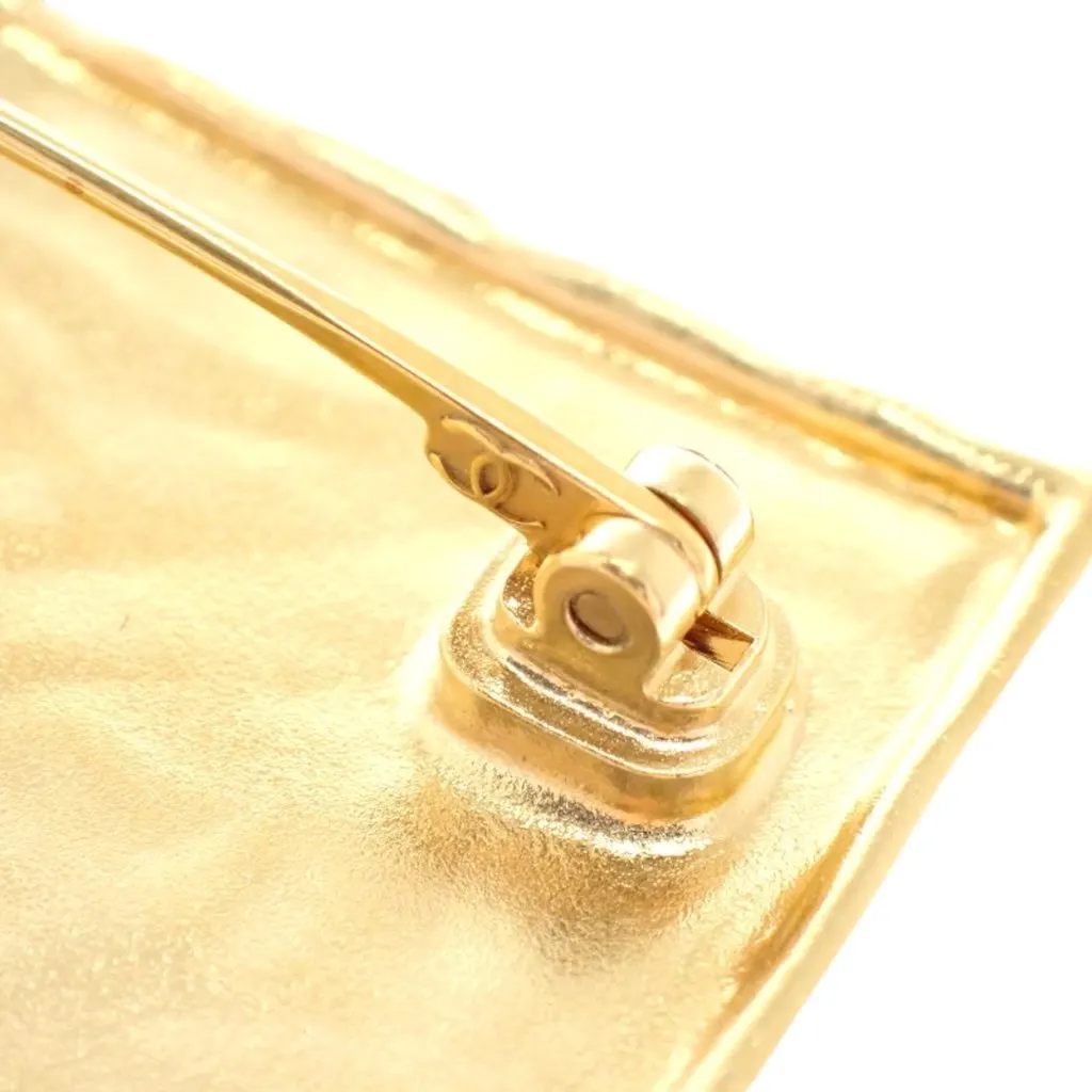 Chanel Gold Plated and Leather Logo Plate Pin Brooch Gold Metal Very good - Box View