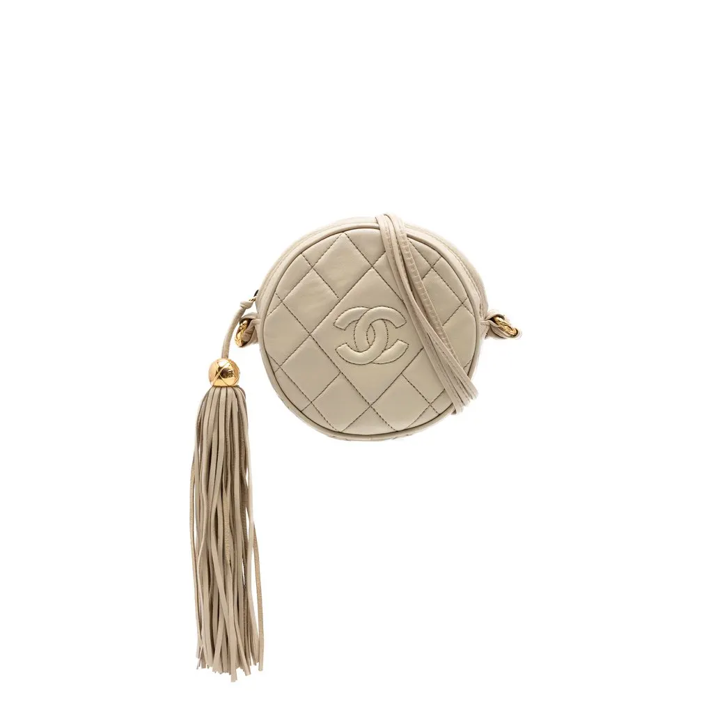 Chanel CC Quilted Lambskin Tassel Round Crossbody Brown Leather Very good - Front View