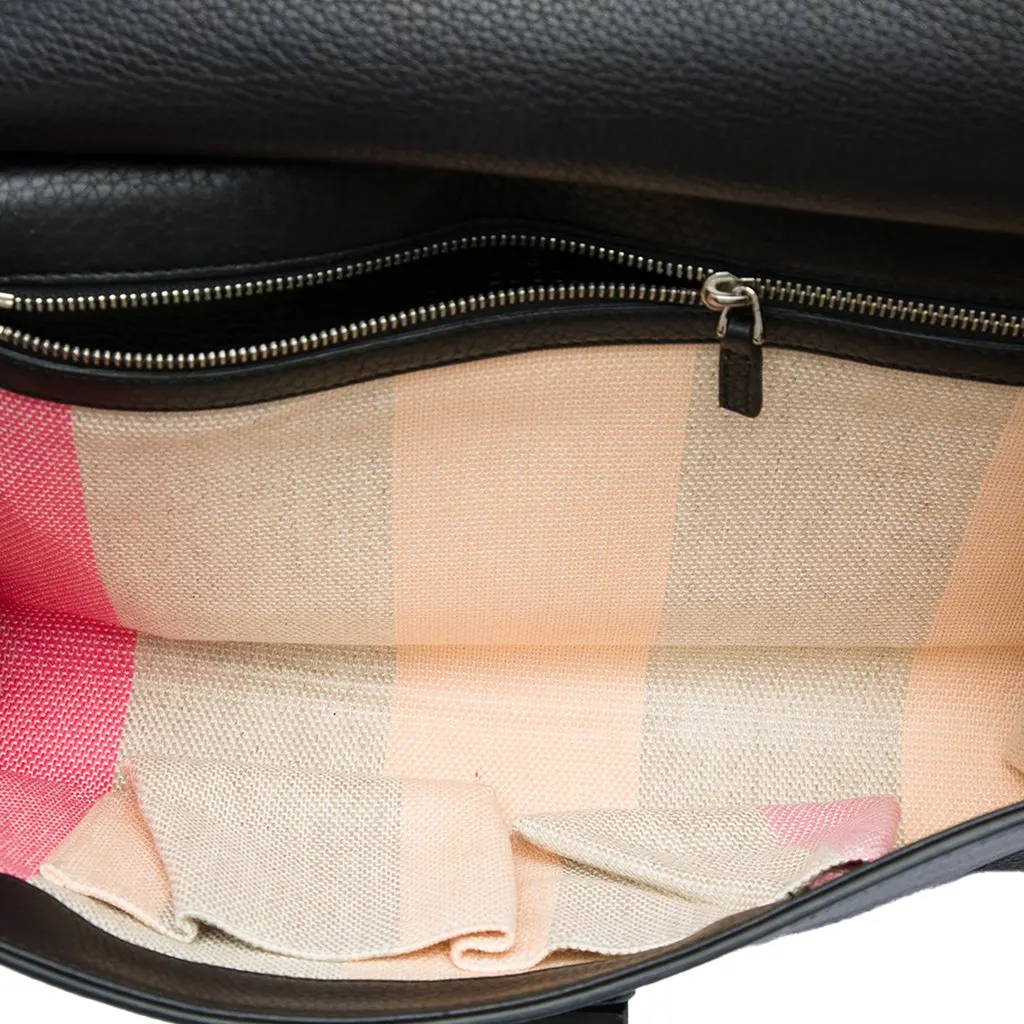 Gucci Calfskin Bamboo Daily Clutch Black Leather Good - Model View