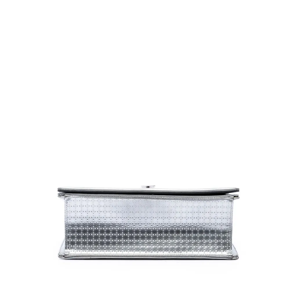 Dior Medium Metallic Patent Microcannage Diorama Flap Silver Leather Good - Inside View