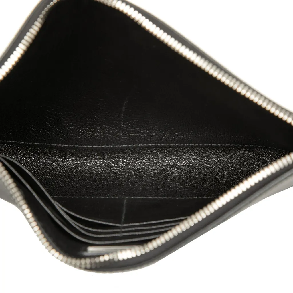 Prada Saffiano Wristlet Clutch Black Leather Very good - Model View