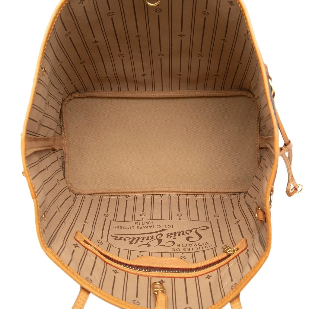 Louis Vuitton Monogram Neverfull MM Brown Very good - Model View