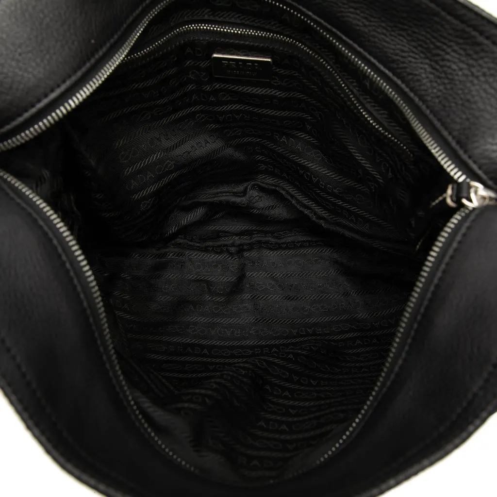 Prada Vitello Daino Trimmed Tessuto Zip Top Crossbody Black Very good - Model View