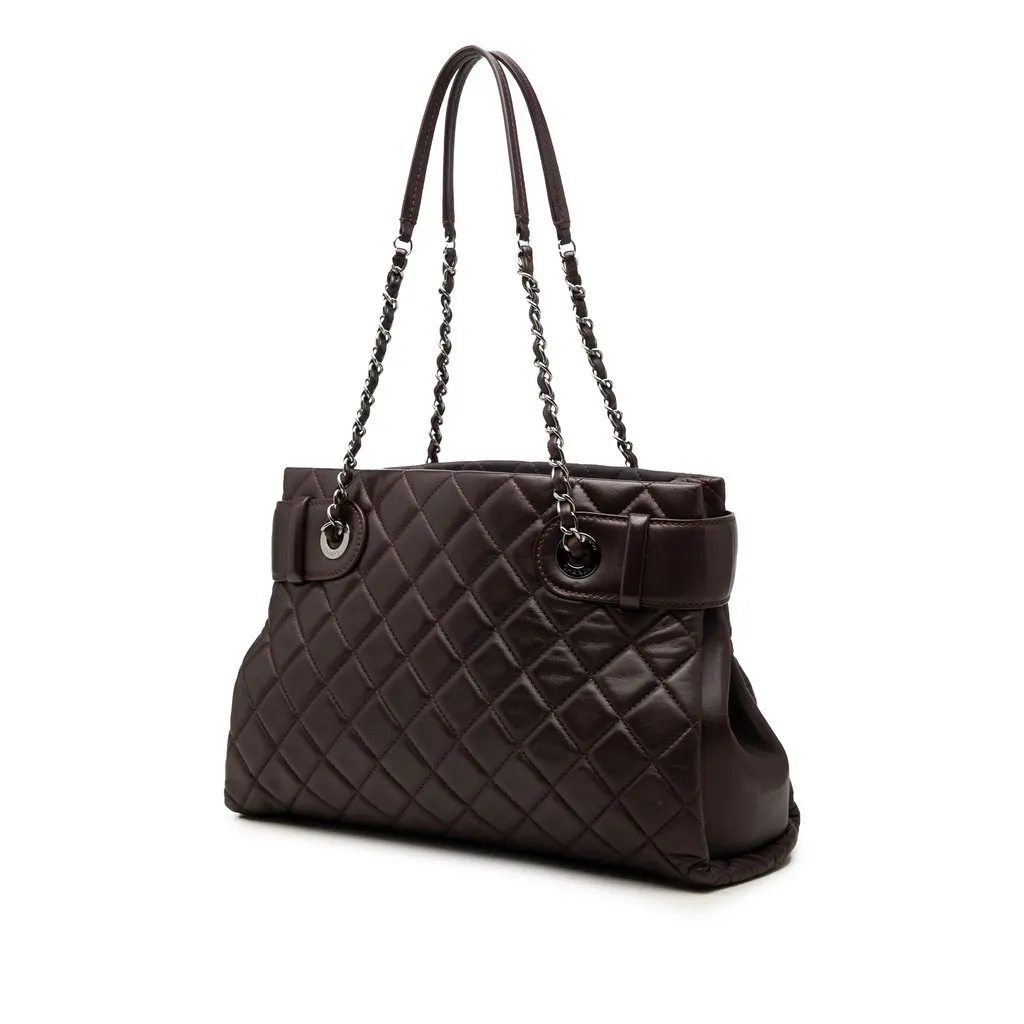 Chanel Small Quilted Lambskin Coco Loop Tote Red Leather Good - Back View