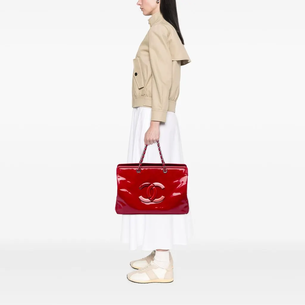 Chanel CC Patent Lipstick Ligne Tote Red Leather Very good - Box View
