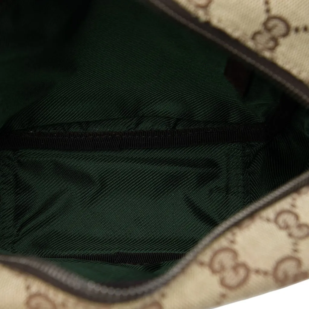Gucci GG Canvas Crossbody Beige Canvas Very good - Model View