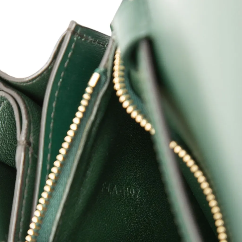 Celine Medium Calfskin Classic Box Green Leather Very good - Box View