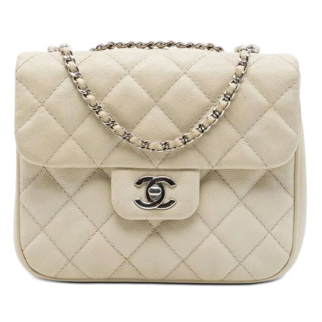 Chanel Small Quilted Caviar Urban Companion Flap White Leather Very good - Front View