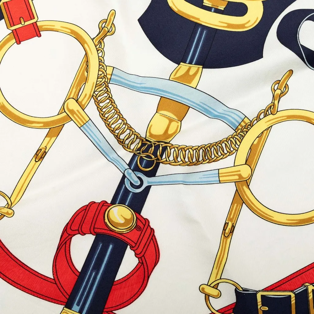 Hermès Eperon D Or Silk Scarf 90 White Very good - Model View