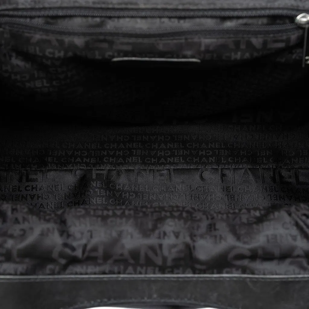 Chanel Lambskin Camellia Top Handle Frame Bag Black Leather Very good - Model View