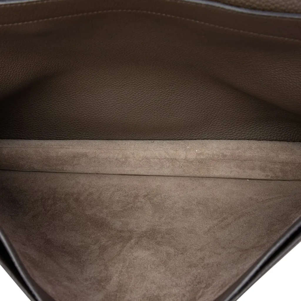Hermès Togo Sac A Depeches 38 Brown Leather Very good - Model View
