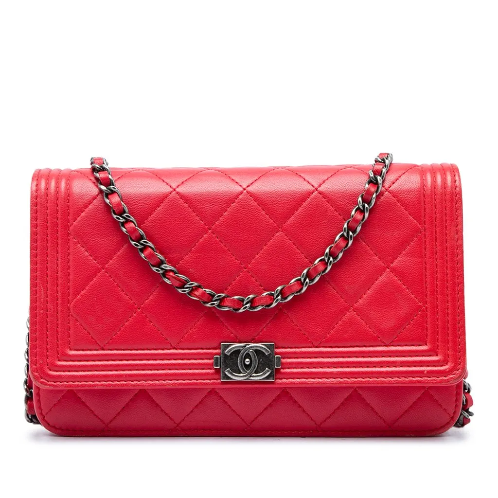 Chanel Quilted Lambskin Boy Wallet On Chain Red Leather Very good - Front View