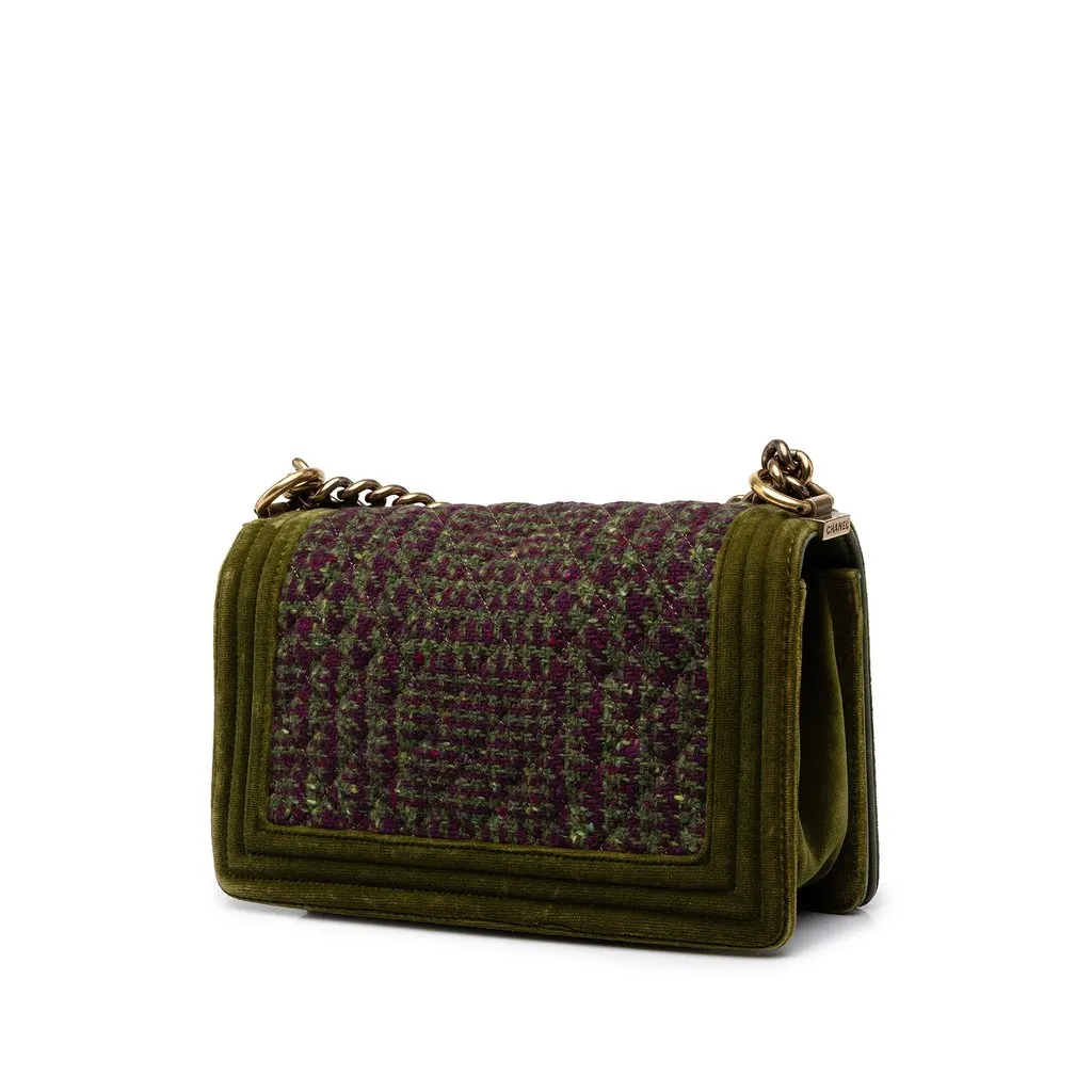 Chanel Old Medium Tweed and Velvet Boy Flap Green Tweed Very good - Back View