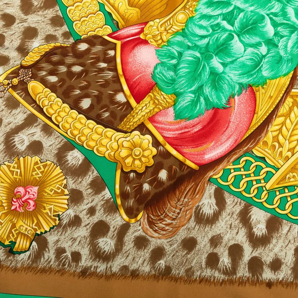 Hermès Casques et Plumets Silk Scarf 90 Brown Never worn - Box View