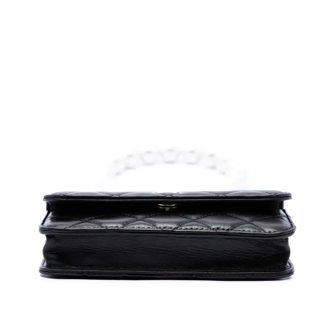 Chanel Quilted Lambskin Maxi Pearls Clutch With Chain Black Leather Very good - Inside View