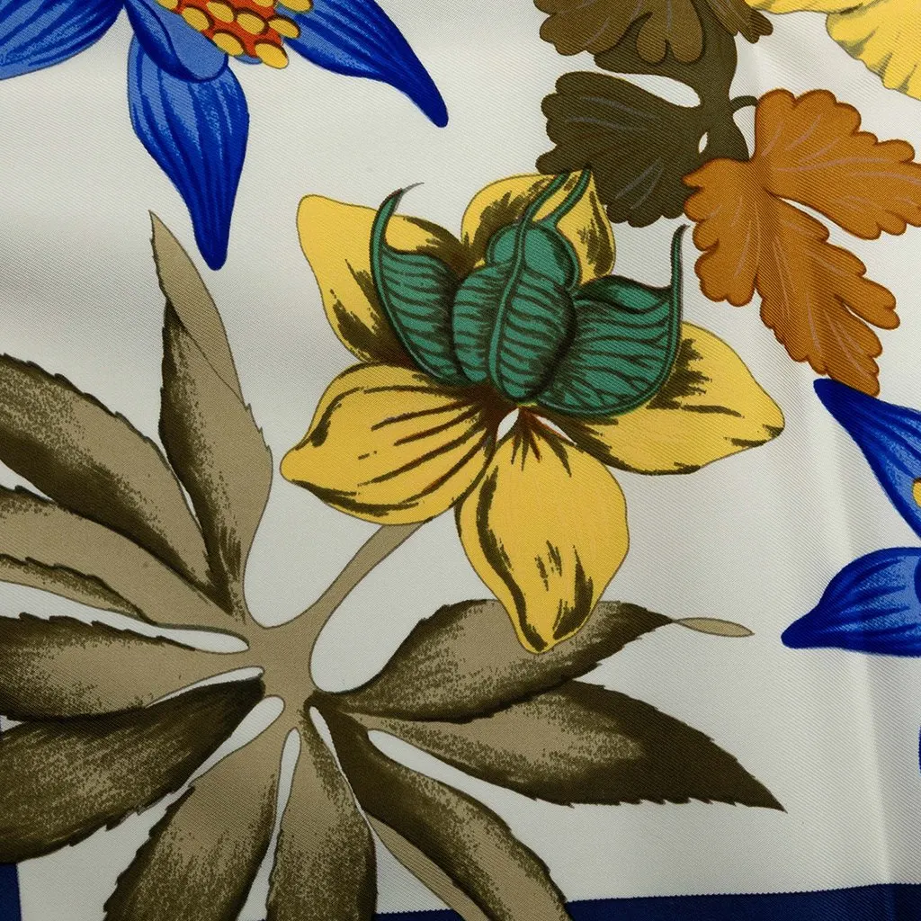 Hermès Fleurs D Hellade Silk Scarf 90 White Silk Very good - Inside View