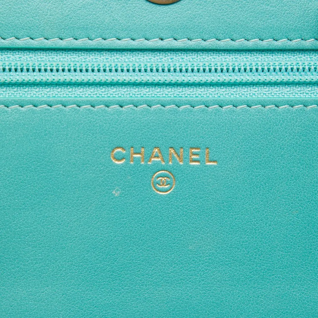 Chanel Quilted Velvet Boy Wallet On Chain Blue Very good - Box View
