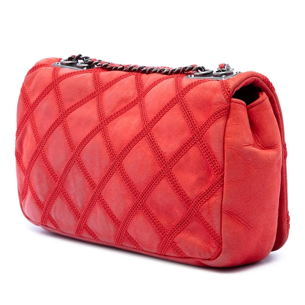 Chanel Small Nubuck Diamond Stitch Chain Flap Red Leather Very good - Back View