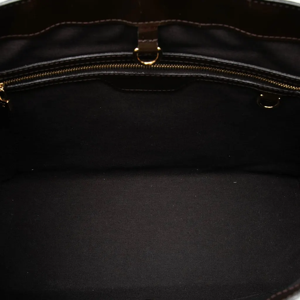 Louis Vuitton Monogram Vernis Wilshire MM Purple Leather Good - Model View