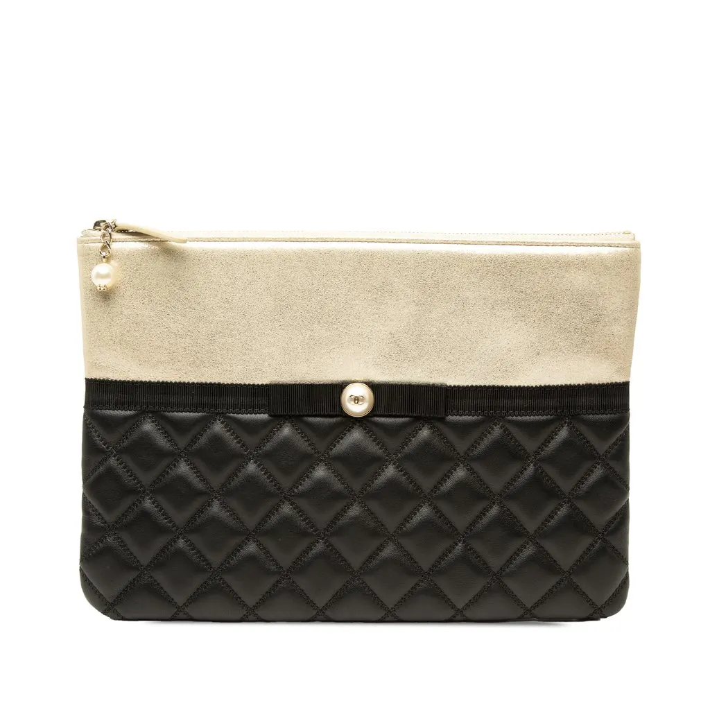 Chanel Medium Quilted Lambskin and Metallic Calfskin Pearl O Case Clutch Black Leather Good - Front View