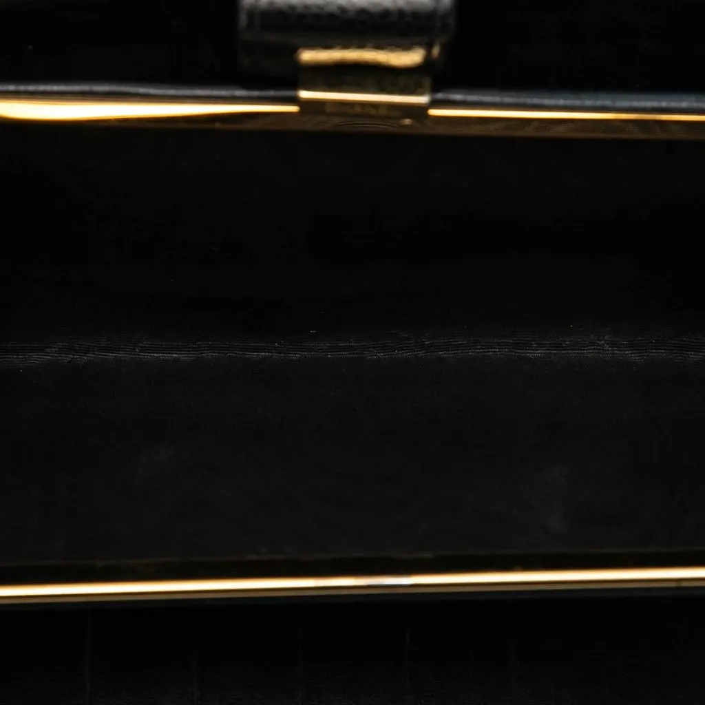 Chanel CC Caviar Bifold French Long Wallet Black Leather Very good - Model View