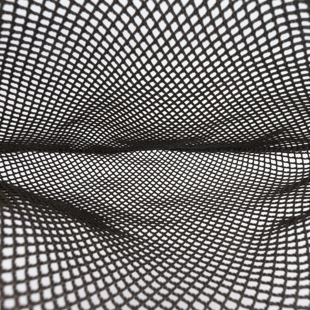 Alaïa Patent Trimmed Mesh Fishnet Hobo Black Very good - Model View