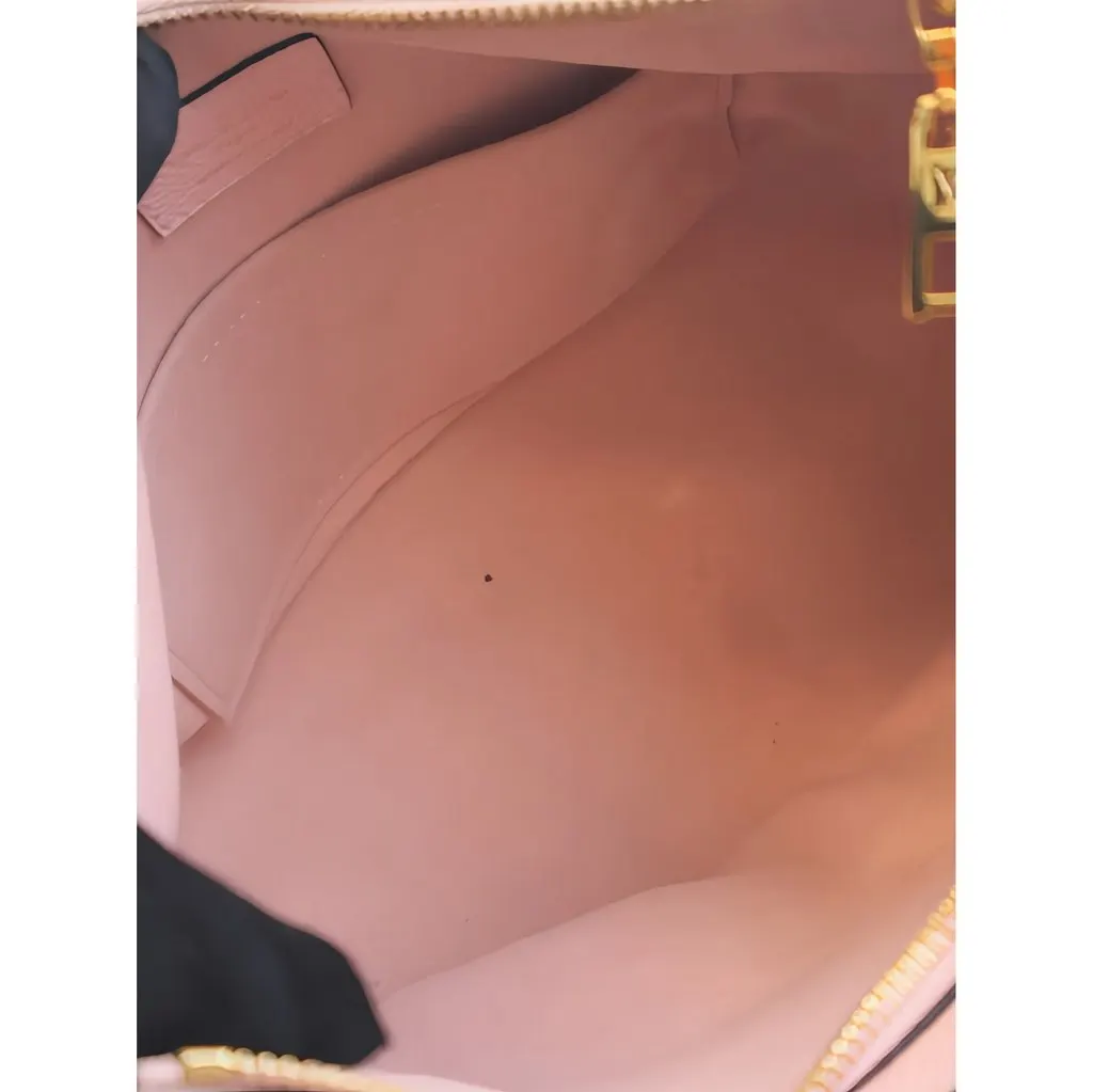 Louis Vuitton Monogram Giant Empreinte By The Pool Marshmallow PM Pink Leather Very good - Model View