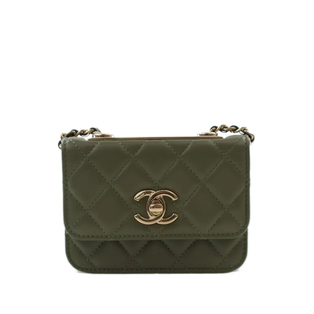 Chanel Mini Quilted Lambskin Trendy CC Card Holder on Chain Green Leather Very good - Front View