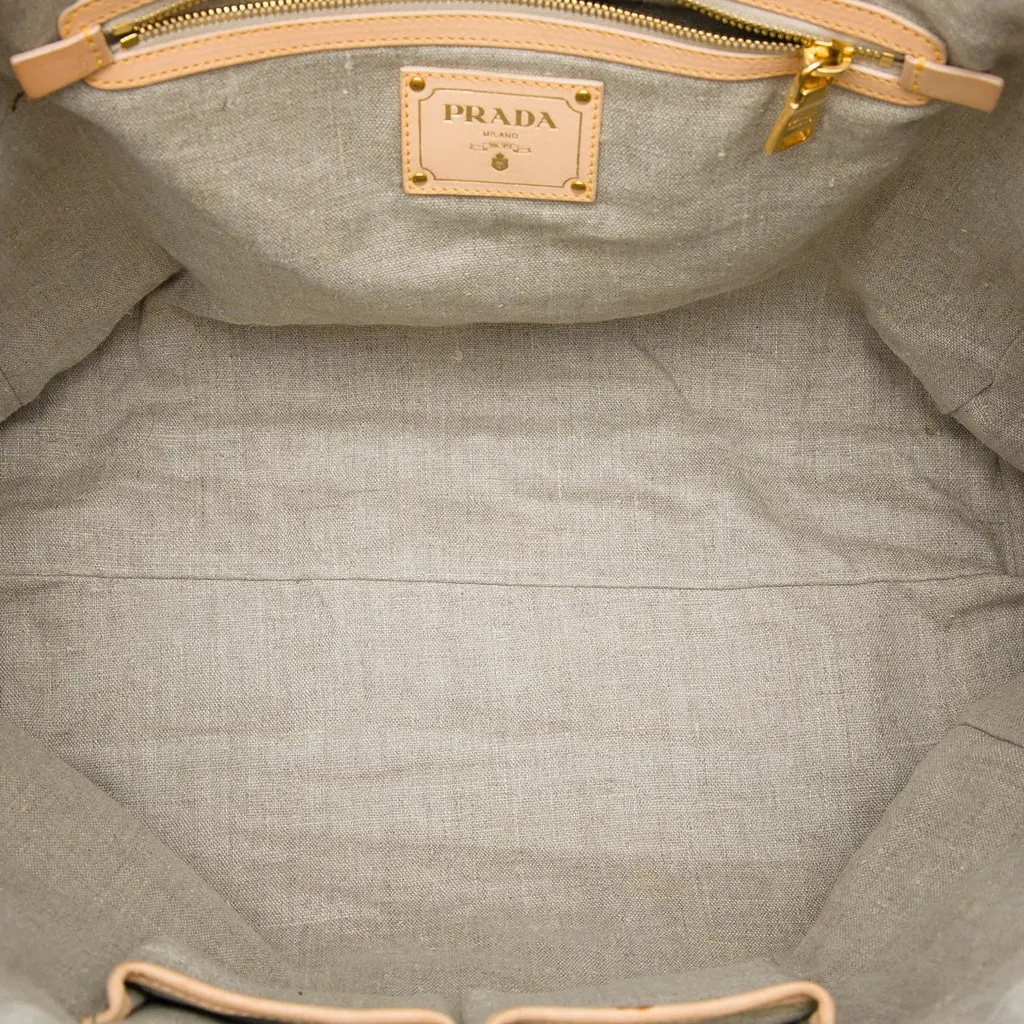 Prada Raffia Lino Fringe Shopping Tote Beige Very good - Model View