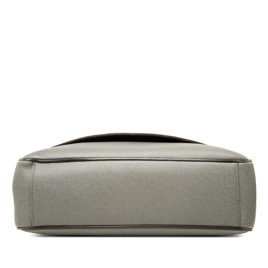 Louis Vuitton Taiga Roman MM MultiColor Leather Good - Inside View