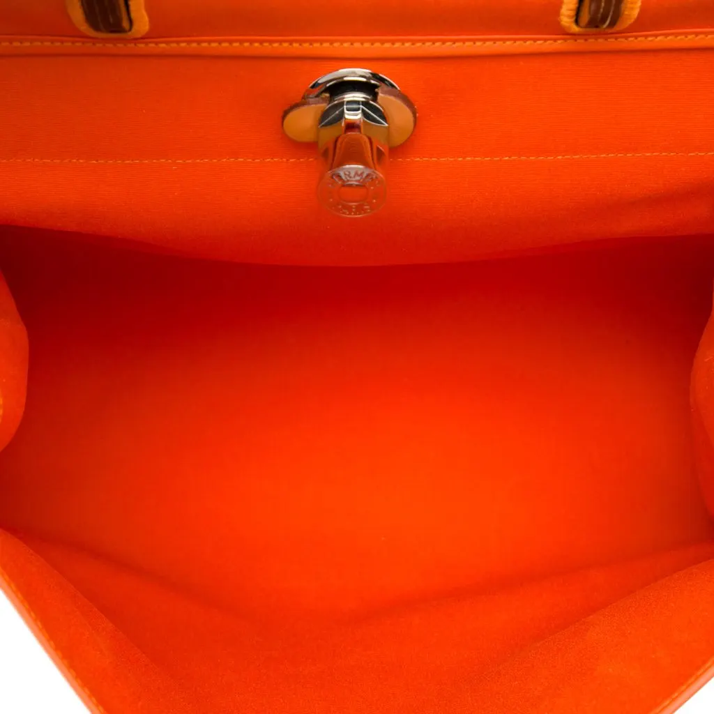 Hermès Toile Herbag Zip 39 Orange Canvas Very good - Model View