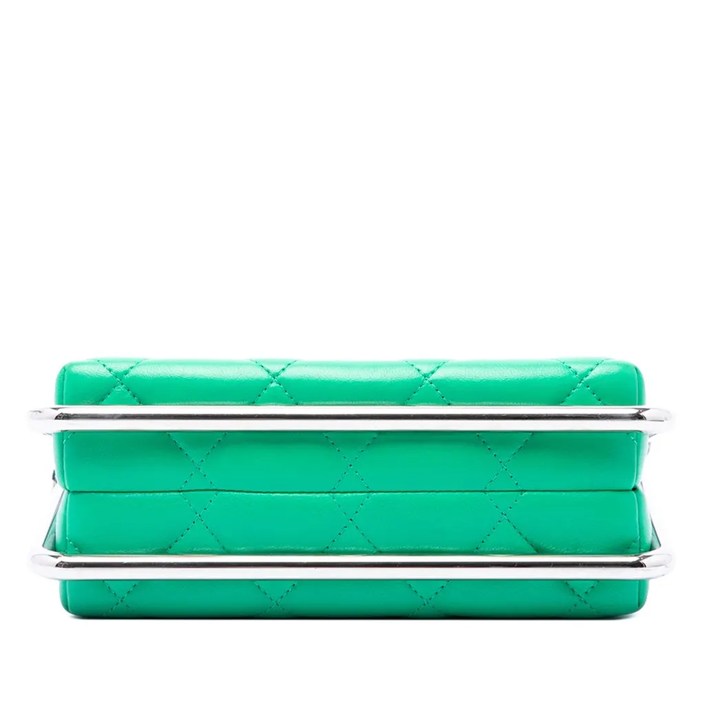 Chanel CC Quilted Lambskin Metal Bar Convertible Clutch Green Leather Very good - Inside View