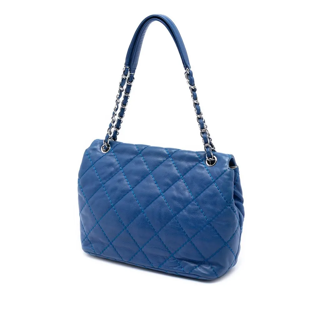 Chanel Small Quilted Calfskin Love Me Tender Flap Blue Leather Very good - Back View