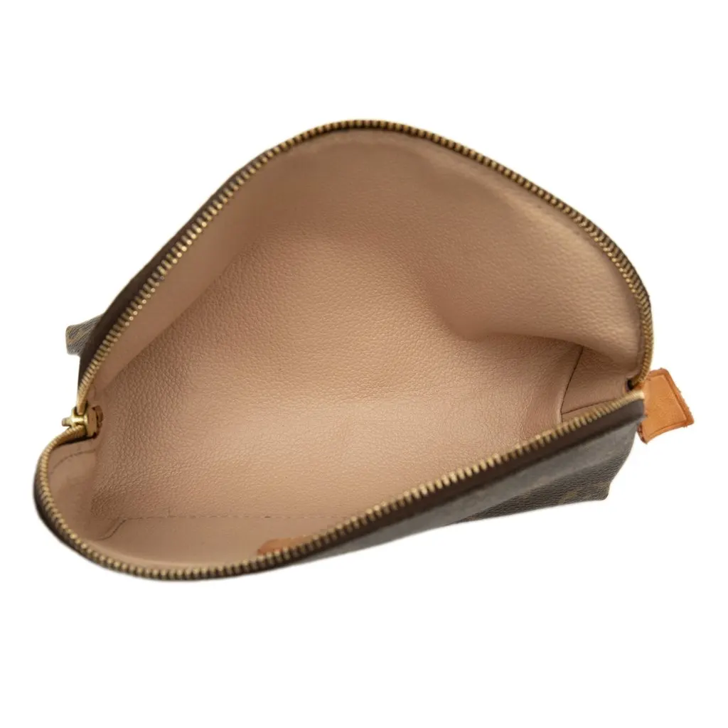 Louis Vuitton Monogram Cosmetic Pouch PM Brown Very good - Model View