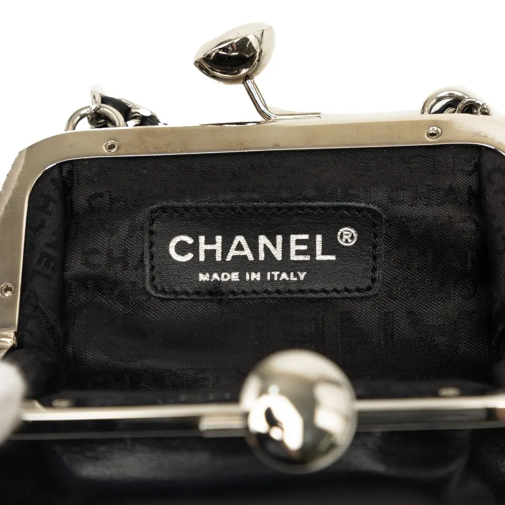 Chanel CC Lambskin Kiss Lock Evening Clutch with Chain Black Leather Very good - Box View