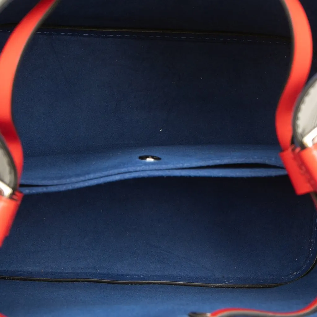 Louis Vuitton Epi Neonoe BB Black Leather Very good - Model View