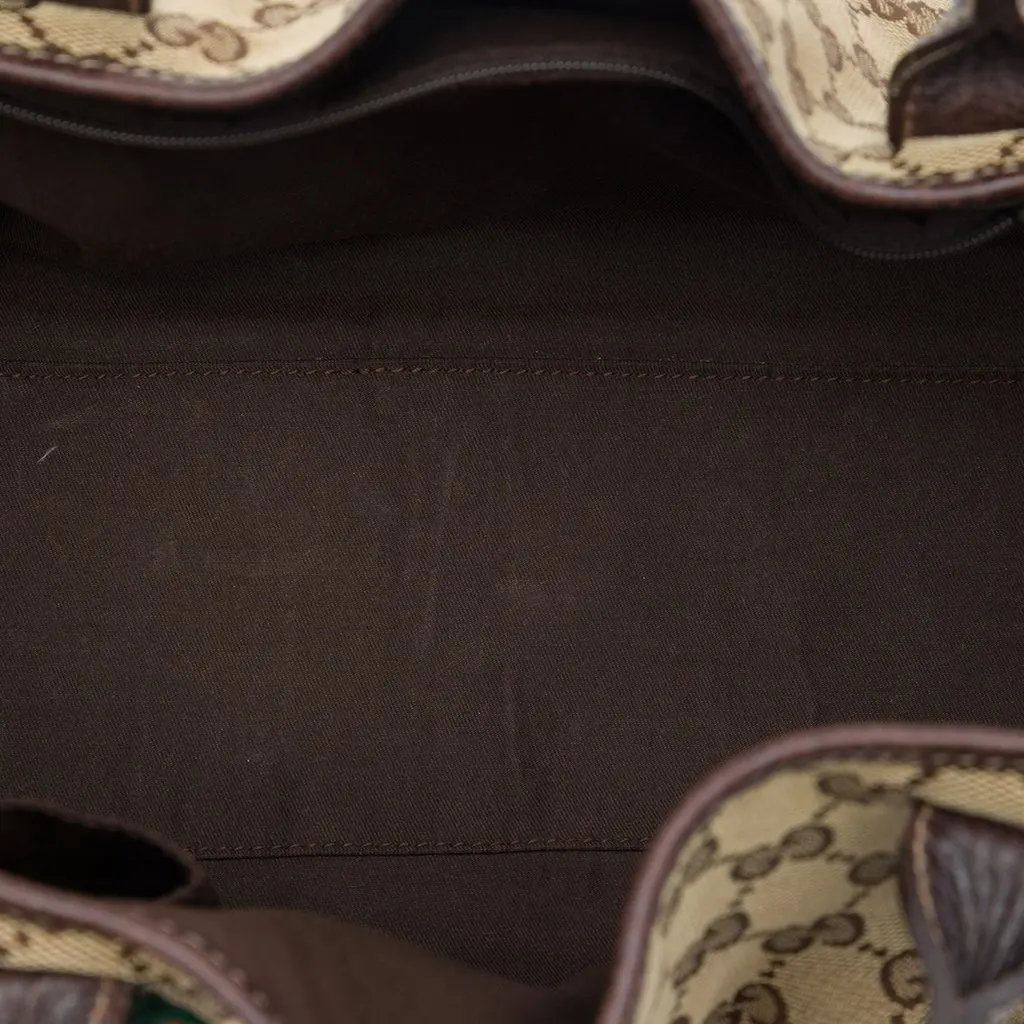 Gucci GG Canvas Princy Tote Beige Canvas Very good - Model View
