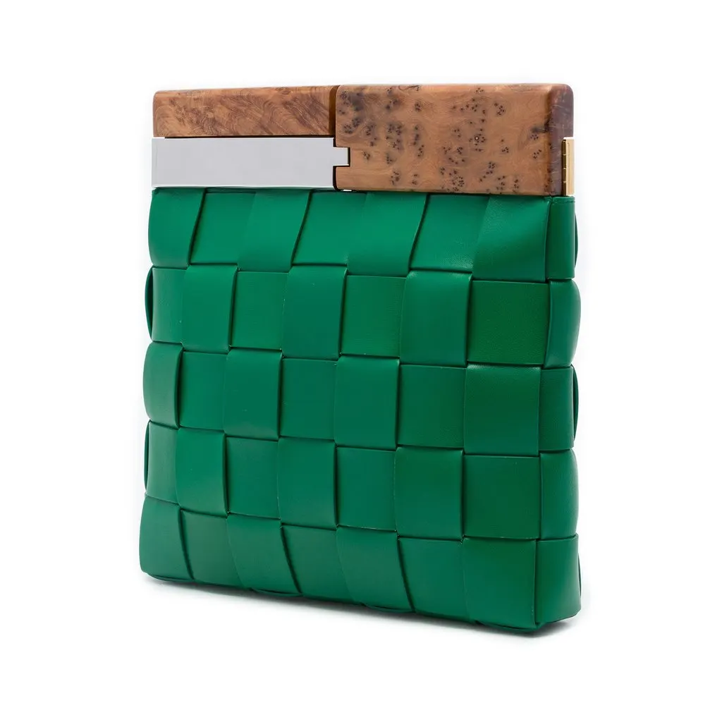 Bottega Veneta Lambskin Maxi Intrecciato The Snap Clutch Green Leather Very good - Back View